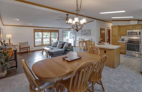 Garrison Apartment | Fishing, boat rental, fenced yard, canoe, ping pong!