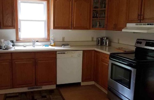 McCormick House | Fishing, Boating, Golf , Hunting - perfect getaway. Near Augusta for Masters