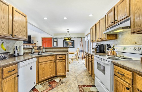 Rhinelander House | Fishing Haven: Family Home on Indian Lake