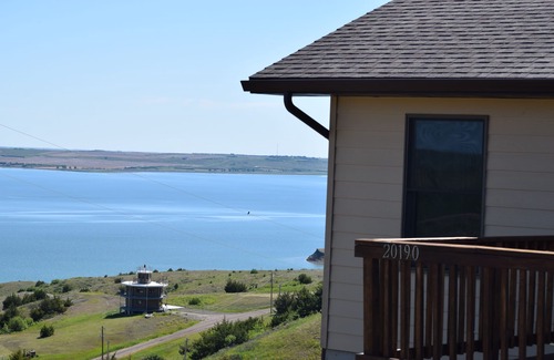 Fort Pierre House | Fishing & Hunting on Oahe Lake with a Breathtaking View!
