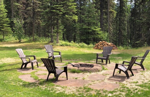 Cohoe House | Fishing Lodge - Comfort in the Wilderness - Fishing at Its Finest