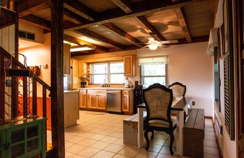 Welaka House | Fishing Lodge Retreat