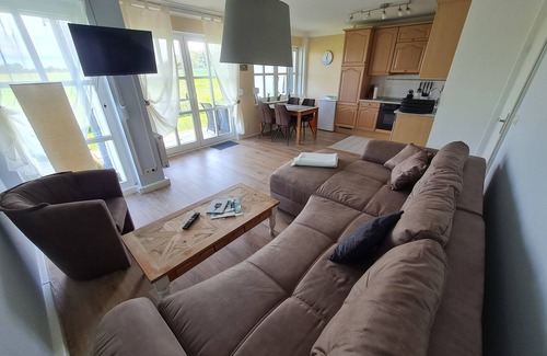 Zudar Apartment | Fishing paradise apartment with boat right on the water