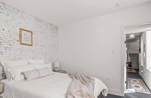 Norris Square House | Fishtown Gem | 2 Bedroom | 2 Bath