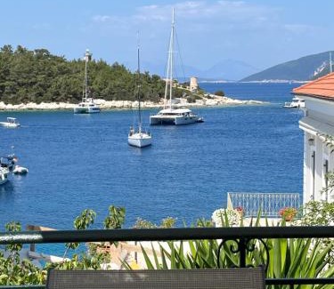 Matsoukata House | Fiskardo Beach House