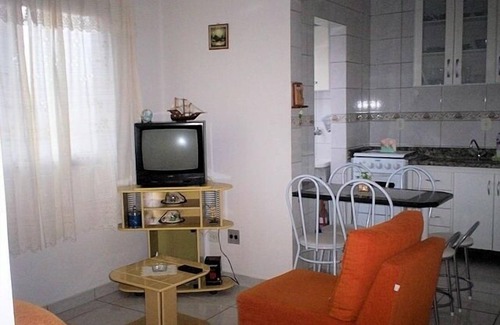 Caicara Apartment | Fit in Vila Caiçara in Praia Grande for 6 people. IMPECCABLE