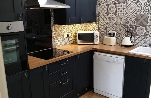 Fitling House | Fitling Cottage