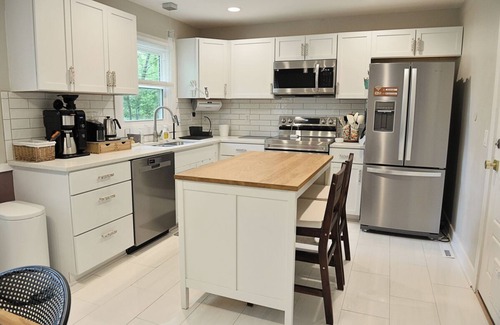 Overland Park House | Fitness Equipped and Cozy for the Whole Family
