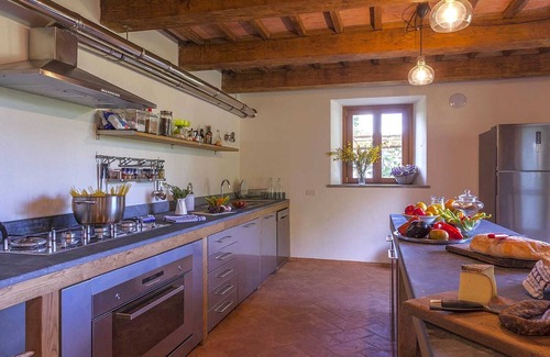 Piancastagnaio House | Fitness Room and Panoramic Views; Farmhouse