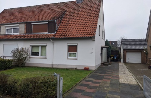 Fahr-Lobbendorf Apartment | Fitters' apartment in Bremen-North Diedrich-Schierholz-Str. 28 Ground floor