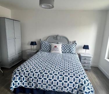 Downpatrick Apartment | Fitzy's Bunker - Modern Beach Apartment