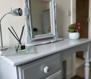 Downpatrick Apartment | Fitzy's Bunker - Modern Beach Apartment