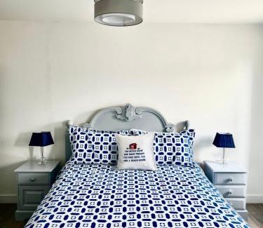Downpatrick Apartment | Fitzy's Bunker - Modern Beach Apartment