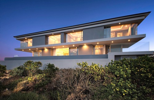 Pinnacle Point House | Five * 4-bedroom house on SA's best golf course. Best views on the estate.