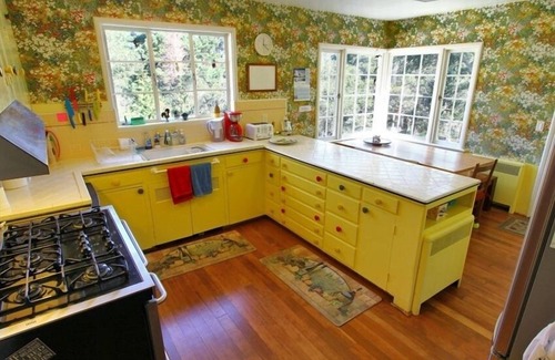 Jack's Peak House | Five Acre Retreat, Great Location!