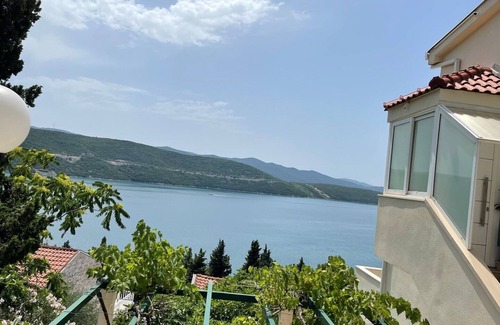 Neum House | Five bedroom holiday house with beautiful Sea view
