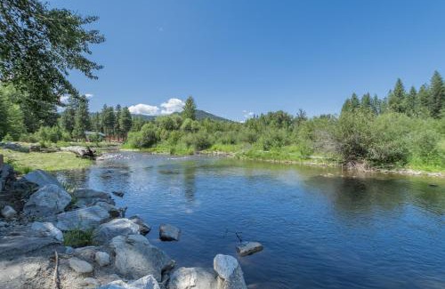 Leavenworth House | Five-Bedroom House
