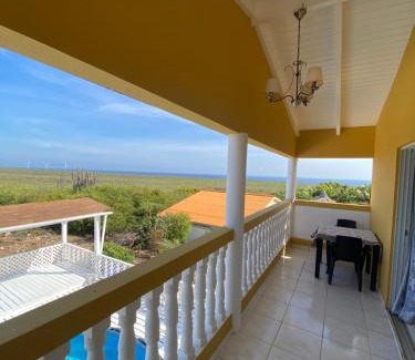 Grote Berg House | Five Bedroom Villa with Swimming Pool