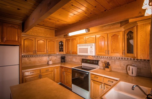 Soulsbyville Cabin | Five Bedroom Water Front Cabin