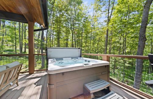 Banner Elk Villa | Five Fox Den