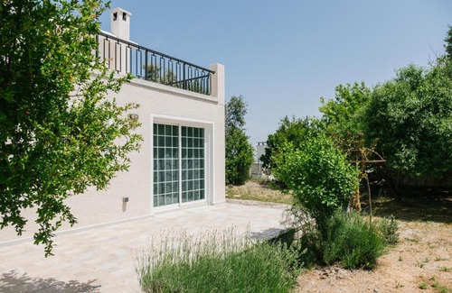 Pano Akourdalia House | Five Greeks 4 Bedroom Villa in Paphos