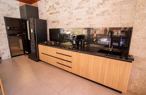 Vitor Hugo House | Five Leaves Site - Stone Azul, Domingos Martins