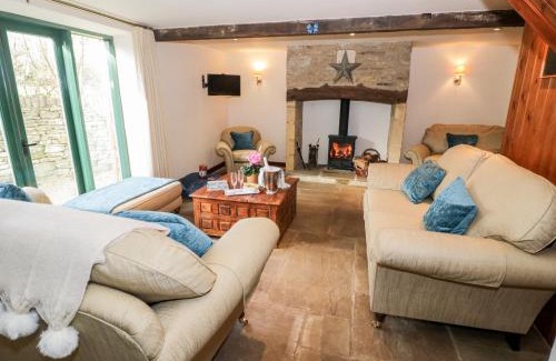 Elkstone House | Five Mile House Barn