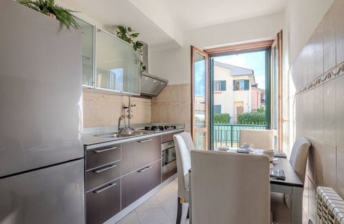 Rome Province Apartment | Five minutes away from the Lunghezza Castle court gardens serving the public
