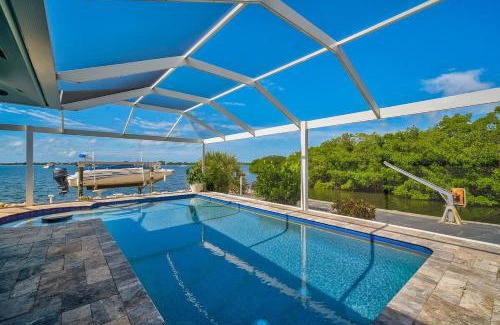 Englewood House | Five Palms