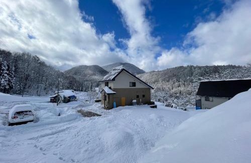 Yamanouchi Apartment | Five Peaks Ryuoo
