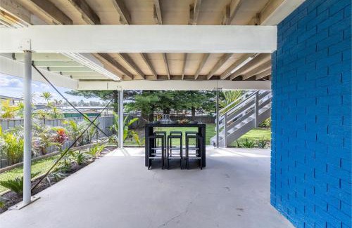 Anna Bay House | Five Pines Beach House at Birubi 20 Robinson St pet friendly aircon and WiFi
