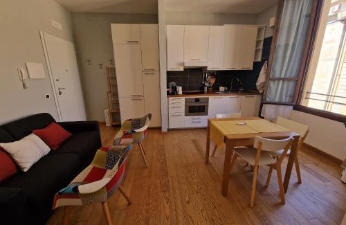 Pisa City Centre Apartment | Five Roses Studio Flat