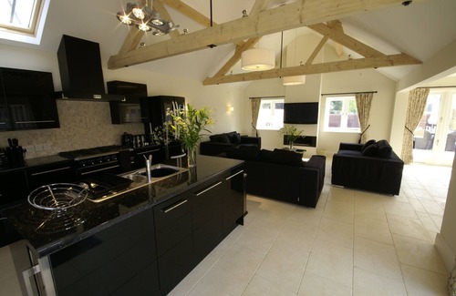 Fakenham House | Five Star, Gold Awarded, Barn Conversion In Beautiful Norfolk Hamlet