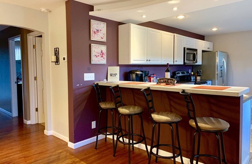 Kenilworth House | Five Star Home 2 miles from Biltmore Estate -