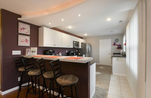 Kenilworth House | Five Star Home 2 miles from Biltmore Estate -