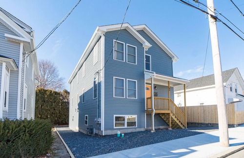 Providence House | Five75 Lux PROV - Master Suite Mins Away from Federal Hill