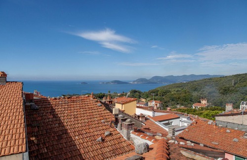 Montemarcello House | Fivestay Roof terrace overlooking the gulf