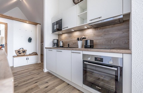 Schleswig Apartment | Fjord berth 8 - balcony, garden furniture, barbecue, shower, underfloor heating, parking lot