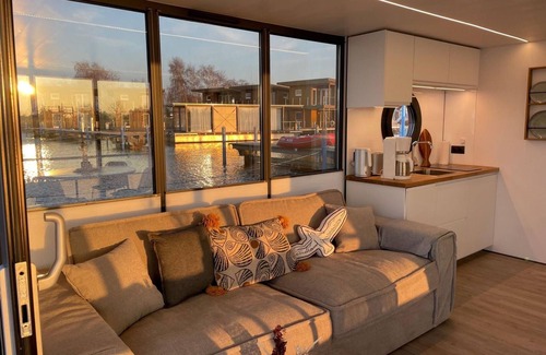 Barth Apartment | Fjord HAVEN