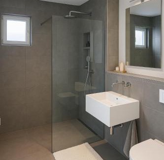 Russee - Hammer Apartment | Fjord Stay - Neue Apartment in Kiel - Free Park - 24-7 Check in - "Oslo"