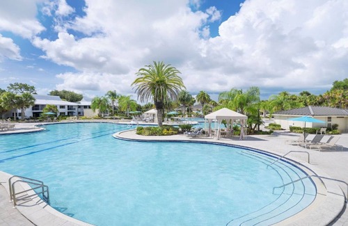 Wesley Chapel Apartment | FL Golf-Tennis | Family Serenity Getaway