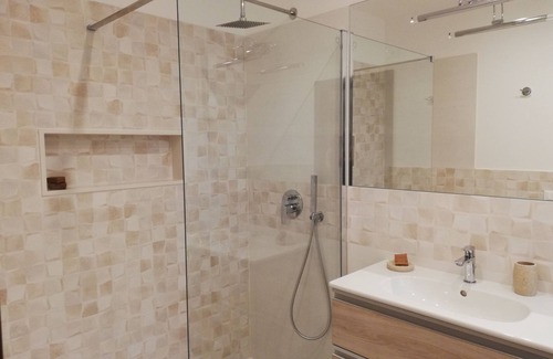 Santa Lucia Apartment | Flag House Apartment