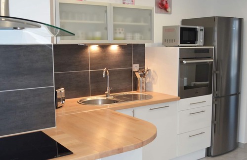 Quineville House | flag new lodging 100 meters from the sea for 2-8 people on fenced