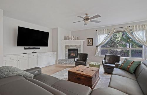 Bend House | Flagline Trail home