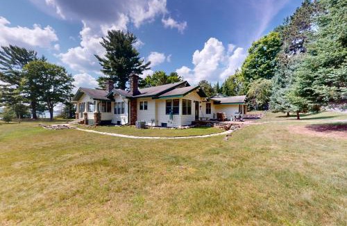 Phelps House | Flagpole Point