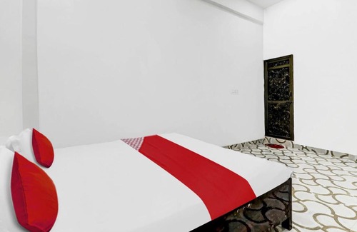 Patti Hotel | Flagship Bhawani Palace