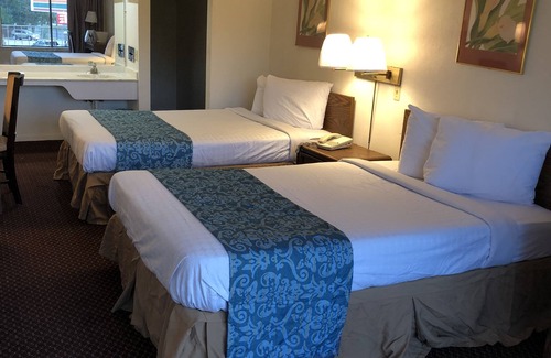 Petersburg Hotel | Flagship Inn