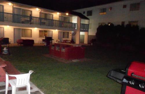 Hampton Hotel | Flagship Motorcourt