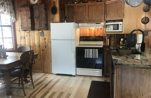 Kachina Village Cabin | Flagstaff Cozy Cabin