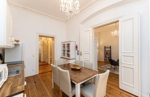 Schoeneberg Apartment | Flair of Berlin in Schöneberg